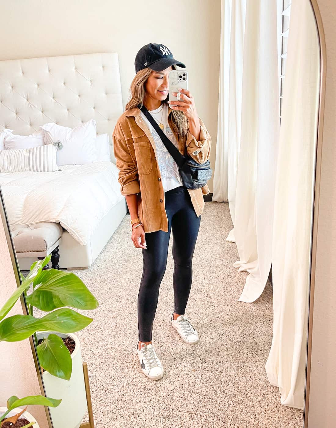Autumn/Fall style: how to wear leather look leggings